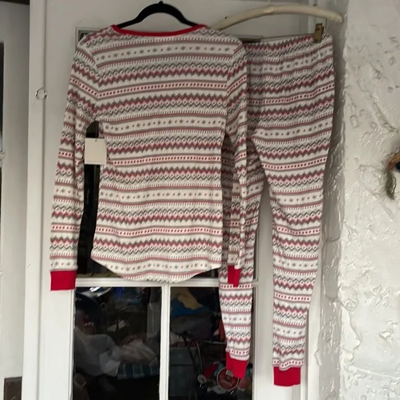 NWT- LC Lauren Conrad Holiday PJ Set - Picture 2 of 16